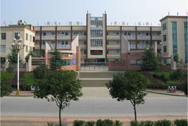 贵阳市铁二局技工学校图片