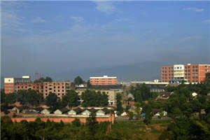 四川核工业技师学院成都温江校区图片