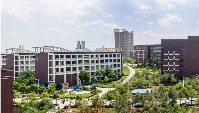 昆明艺术职业学院五年制大专图片